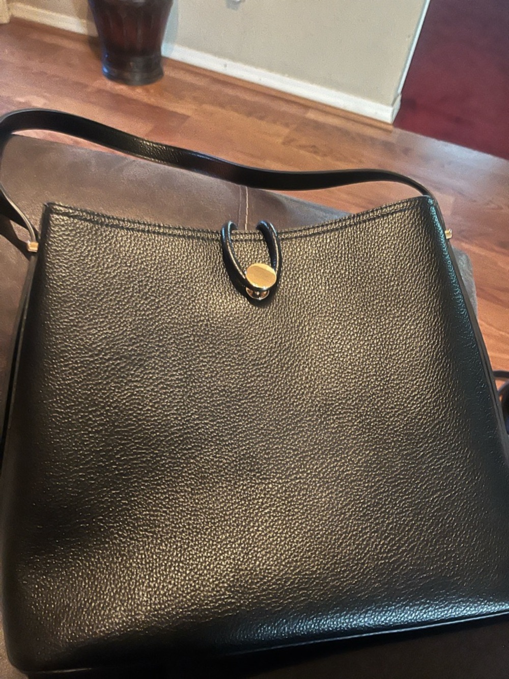 Classic Black Leather Shoulder Bag with Gold Accent